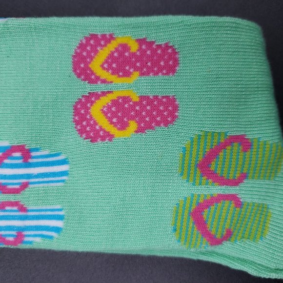 Womens Crew Socks Beach Flip Flop Novelty Soft 2 PAIRS Fun Socks Foozys - Picture 2 of 7